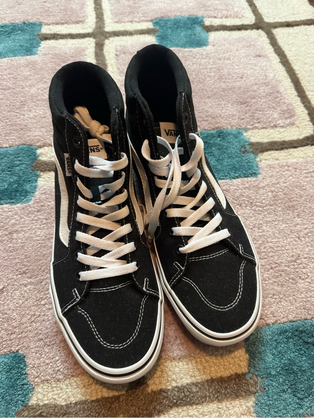 New w/ tags - Vans Hightop 8